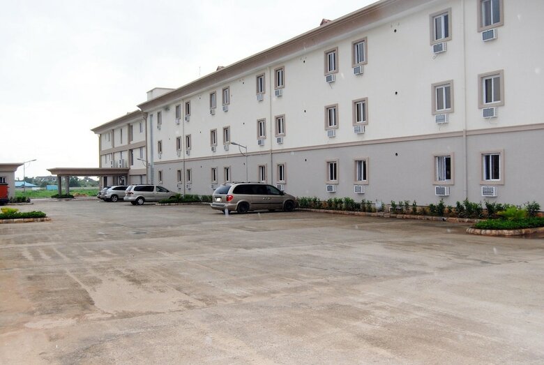 Hotel Yewa Frontier