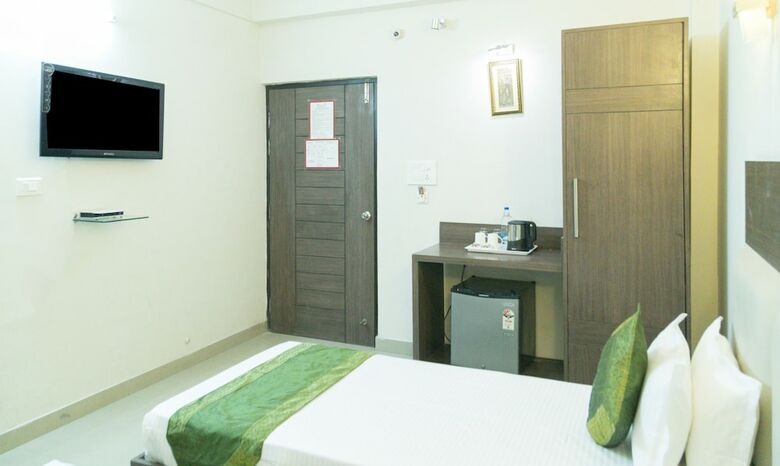 Hotel Treebo Maniram Palace