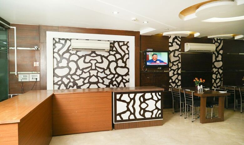Hotel Treebo Maniram Palace