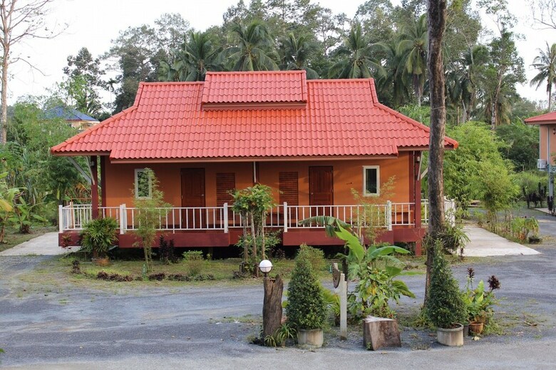 Hotel Phuengluang Resort