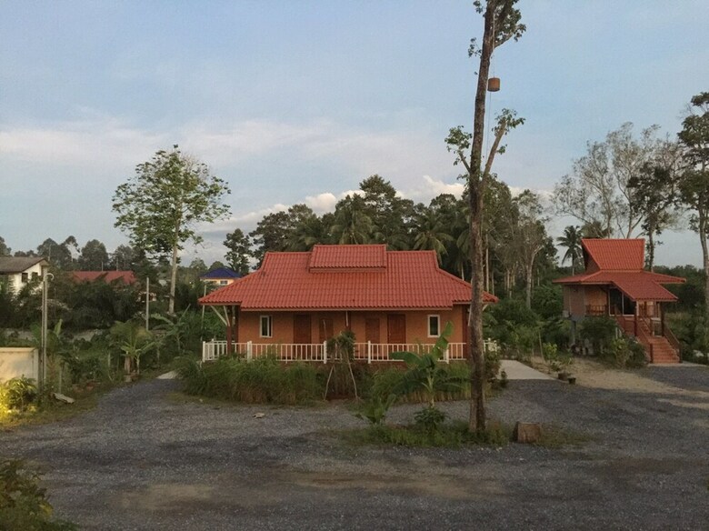 Hotel Phuengluang Resort