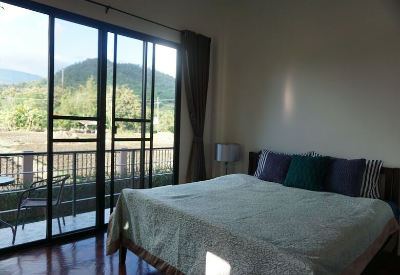 Hotel Gumbie House