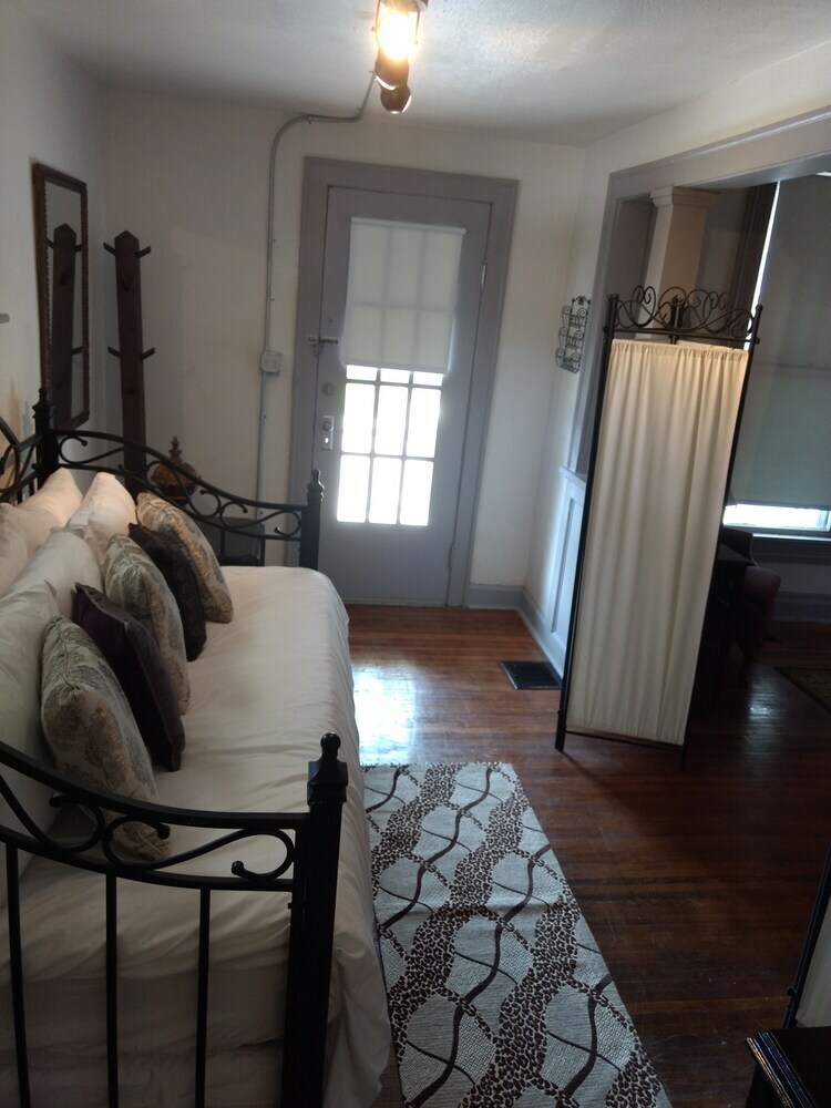 Apartamentos Beautiful Downtown Indy Guest Homes