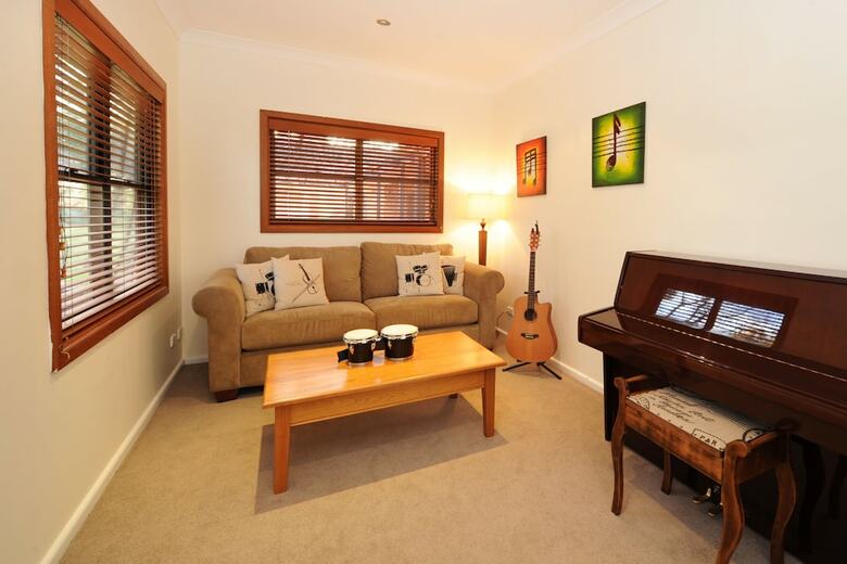 Hotel Stay In Mudgee