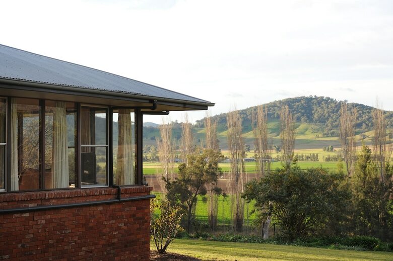 Hotel Stay In Mudgee