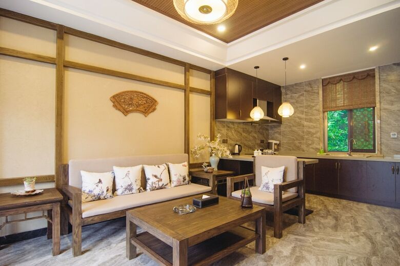 Hotel Heart Retreat. Island