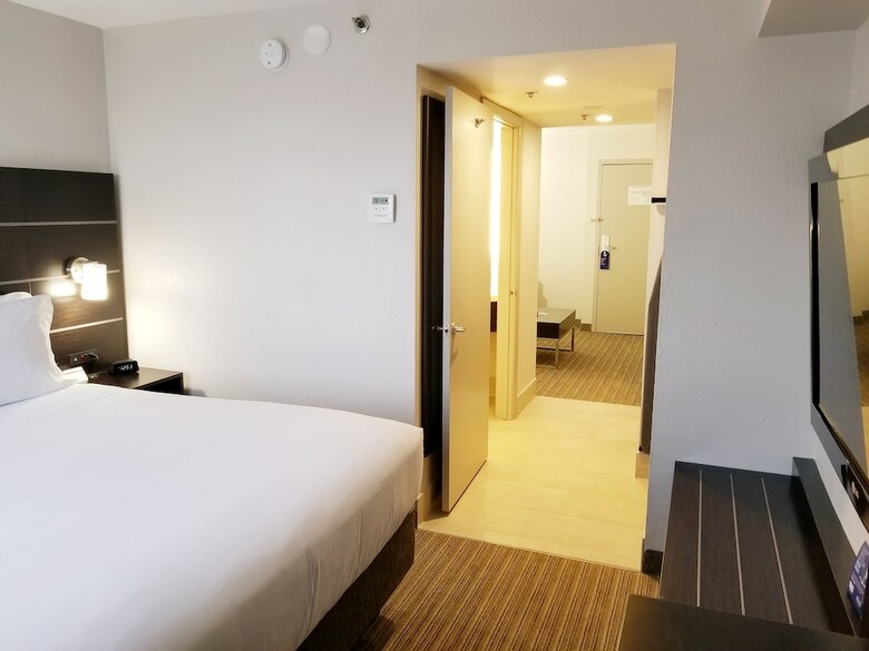 Hotel Holiday Inn Express & Suites Miami - Hialeah