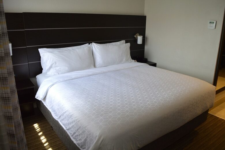 Hotel Holiday Inn Express & Suites Miami - Hialeah