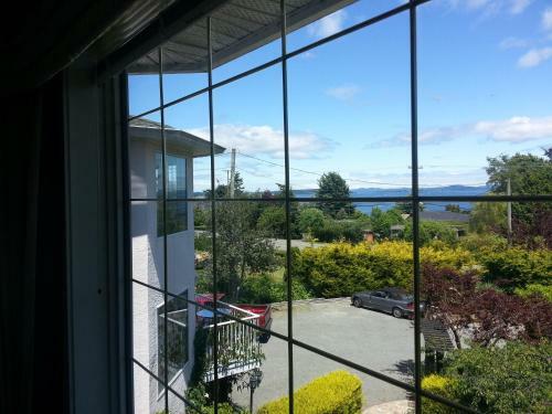 Bed & Breakfast By The Sea Bnb, Sidney Victoria Bc