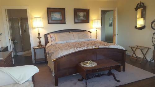 Bed & Breakfast By The Sea Bnb, Sidney Victoria Bc