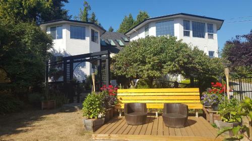Bed & Breakfast By The Sea Bnb, Sidney Victoria Bc