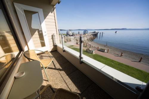 Hotel Sidney Waterfront Inn