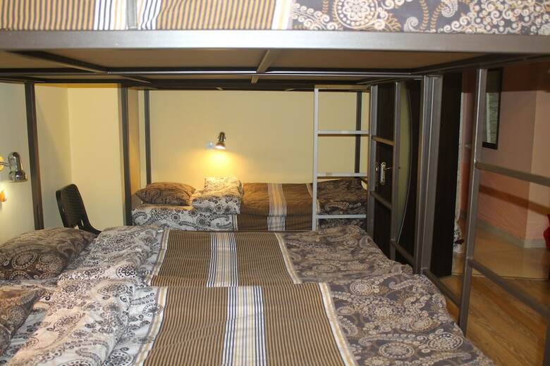Hostal Old Yerevan Hostel & Tours