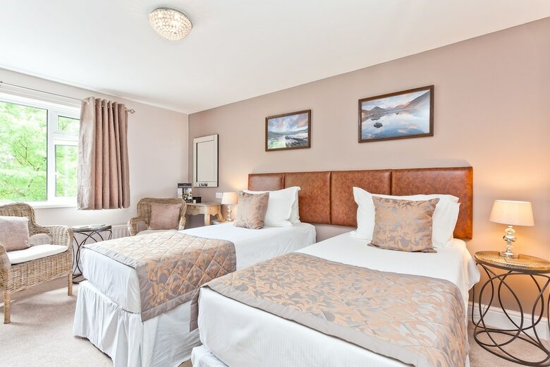 Hotel The Glen Guest House