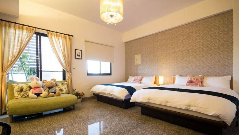 Hotel Flower Bed And Breakfast