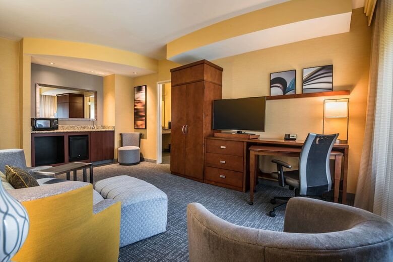 Hotel Courtyard Marriott Waldorf
