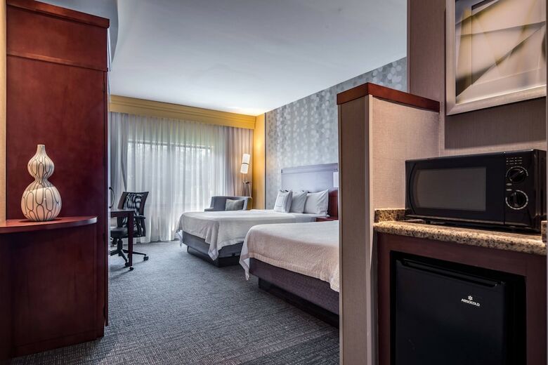 Hotel Courtyard Marriott Waldorf