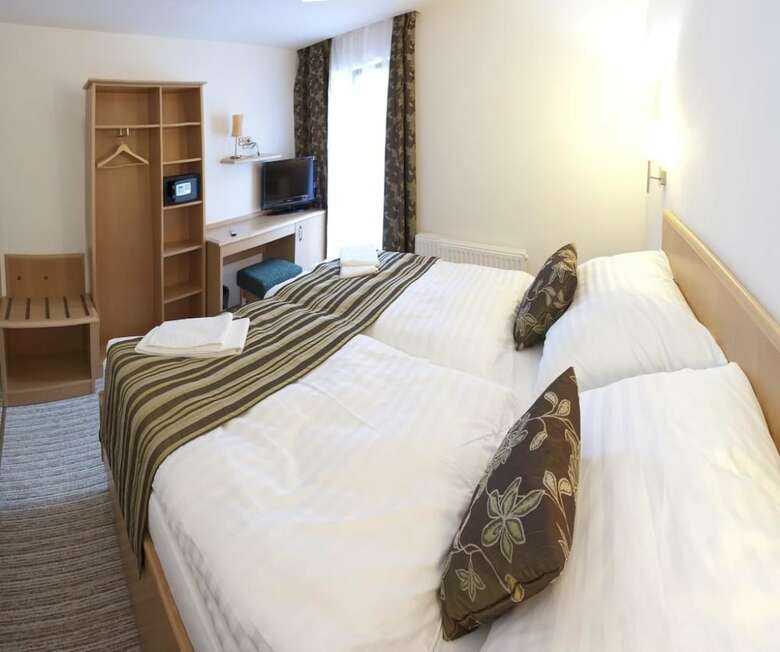 Hotel Partyz�n