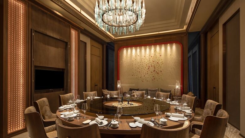 Intercontinental Tianjin Yujiapu Hotel & Residences