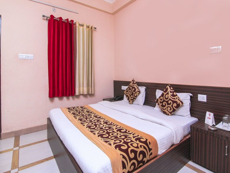 Hotel Oyo 8243 Climat Inn