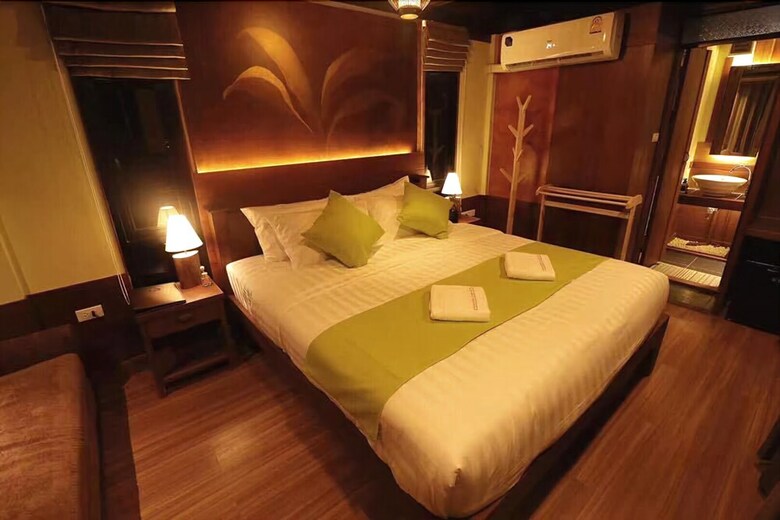 Lana Hotel