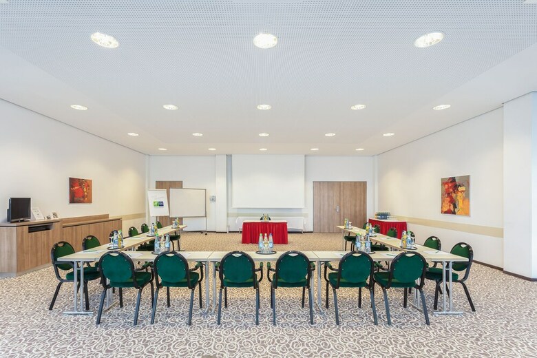 Hotel Holiday Inn Express Nuernberg-schwabach