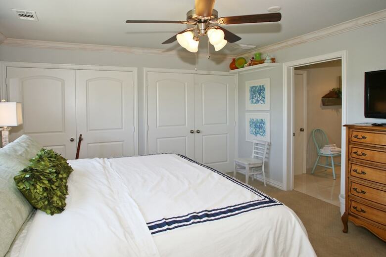 The Big Green House Bed & Breakfast
