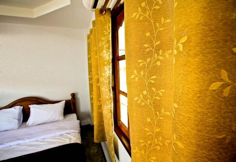 Hotel Waleekarn Resort