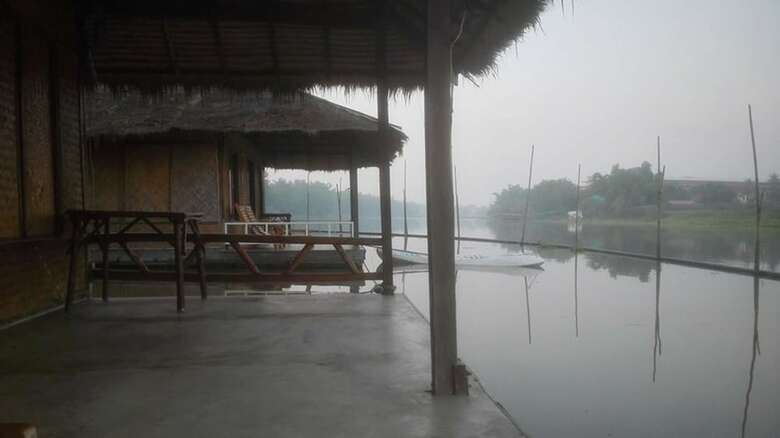 Hotel River Marina Resort