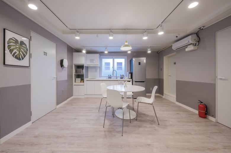 Hostal Flex Home Guesthouse - Hostel