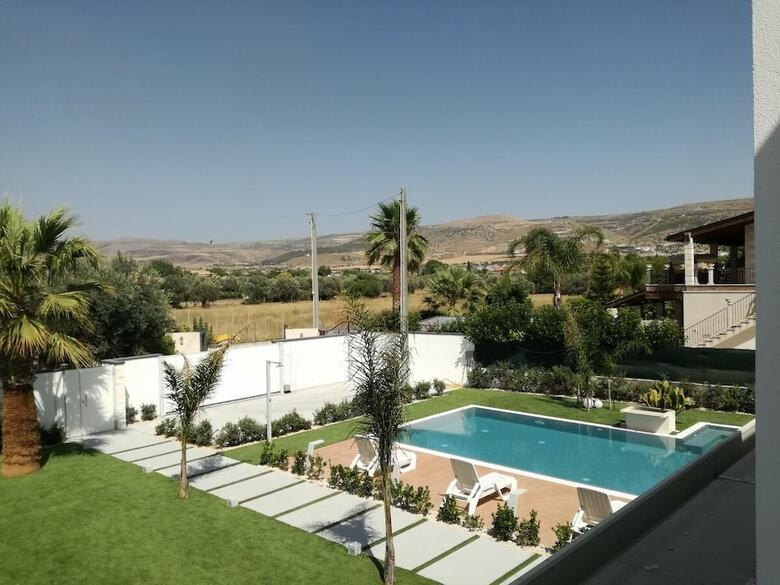 Villa Zoe