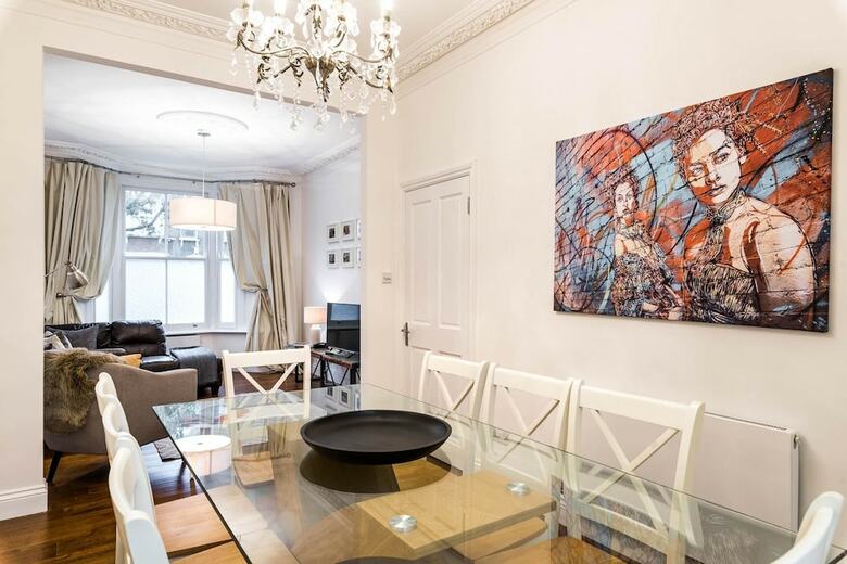 Apartamentos Stunning Spacious 4bd House With Garden - Sleeps 8