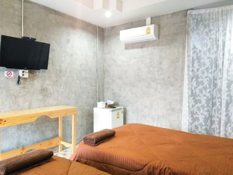 Hotel Suchanaree At Leam Ngop