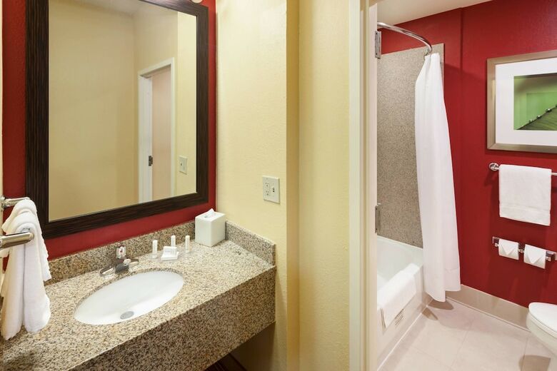 Hotel Courtyard By Marriott Jackson
