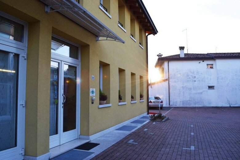 Hotel C25