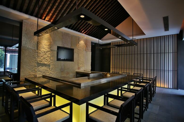 Zuoyouke Qinling West Brigade Hotel