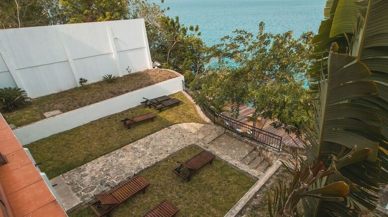Hotel Awazul Bacalar