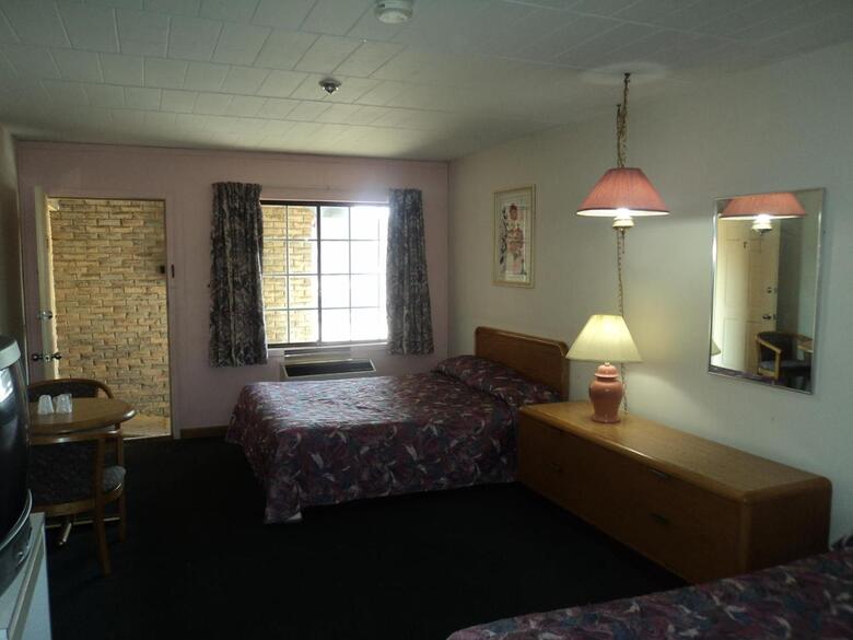 Oasis Motel
