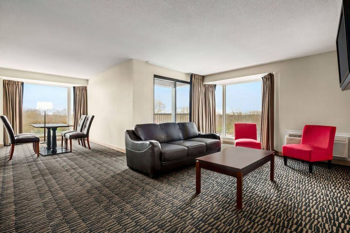 Ramada Plaza Niagara Falls Hotel