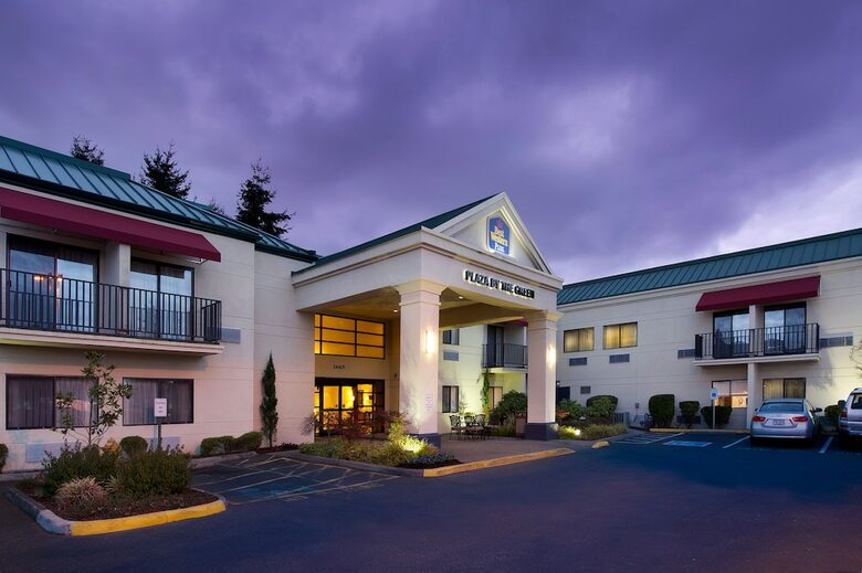 Hotel Best Western Plus Plaza By The Green