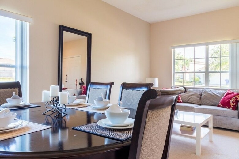 Cumbrian Lakes 4826 - Six Bedroom Villa With Private Pool