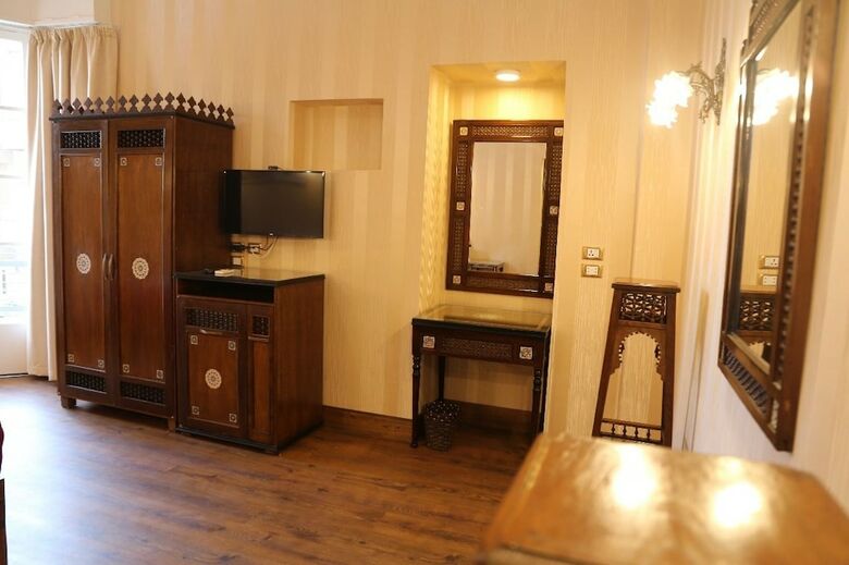 Chic Apartment  In The Heart Of Cairo