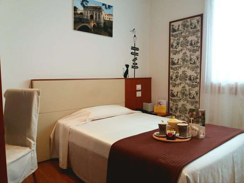 Hotel Mezzaluna