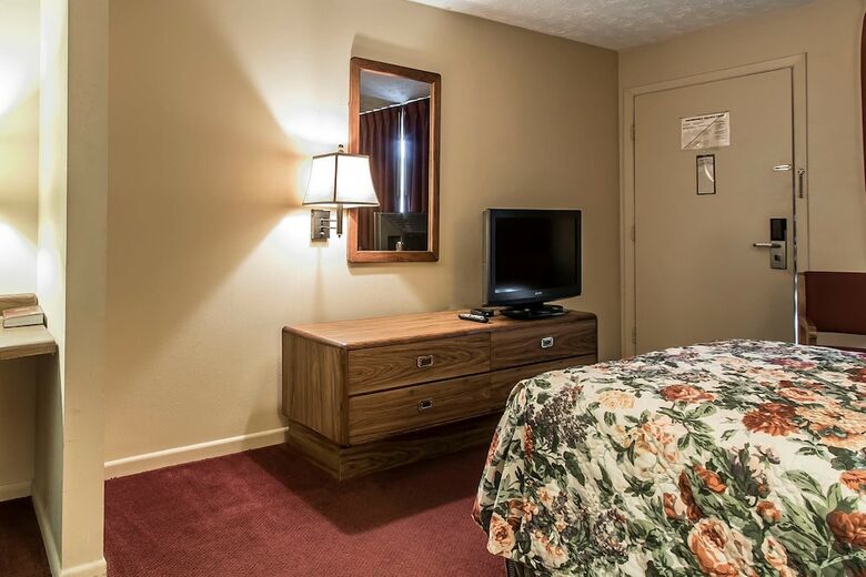 Hotel Rodeway Inn