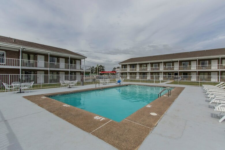 Hotel Rodeway Inn