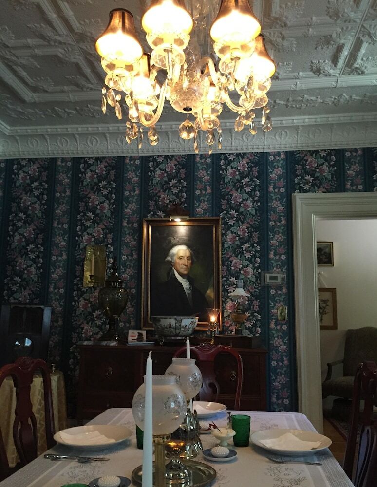 Thornton House Bed And Breakfast