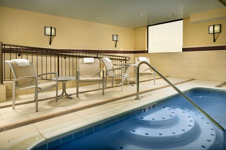 Hotel Holiday Inn Express Waldorf