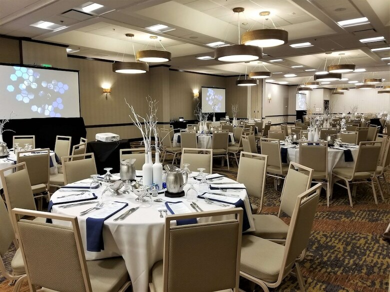 Hotel Embassy Suites By Hilton Seattle North Lynnwood