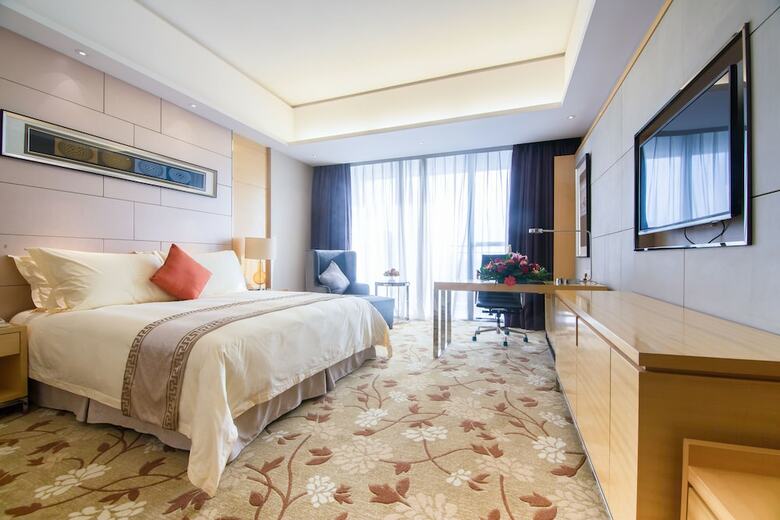 Grand View Hotel