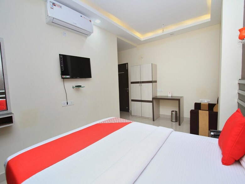 Oyo 13029 Hotel Bestend